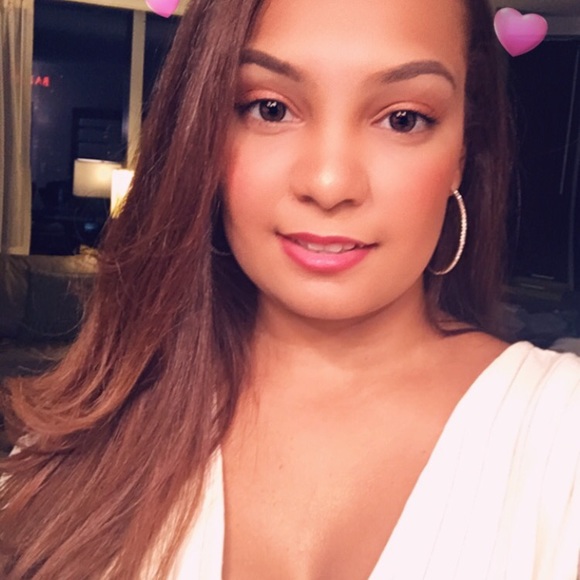 Meet your Posher, Marlene - Picture 1 of 5